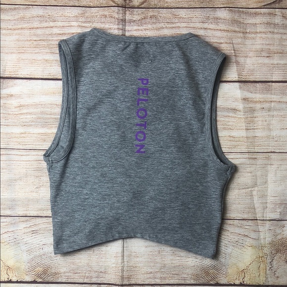 Beyond Yoga x Peleton Heather Gray Twist Crop Top 💚 - Picture 5 of 6